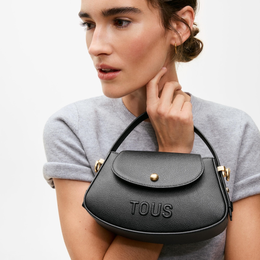 Mini bolso negro solapa TOUS back to basics