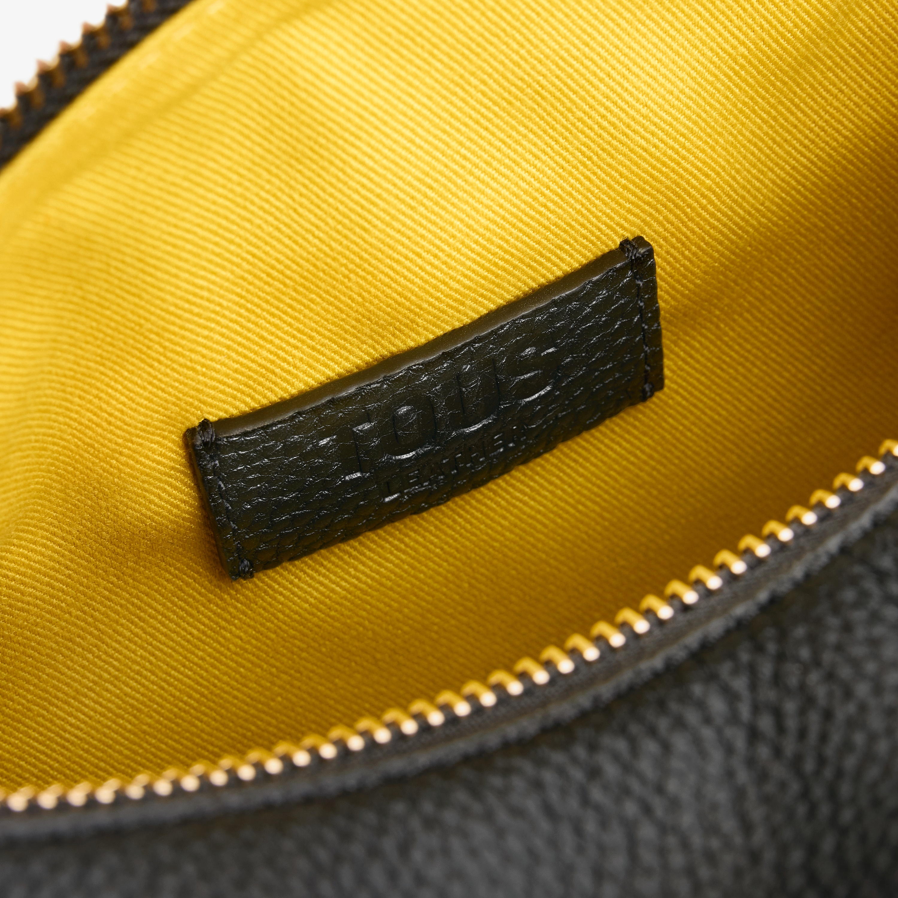 Black leather Crossbody bag TOUS Infinity