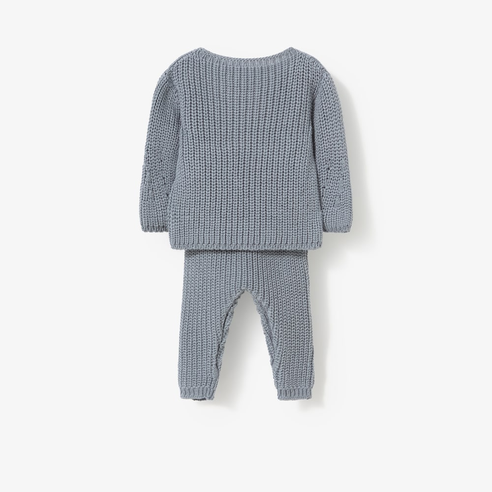 Blue knitted newborn baby set