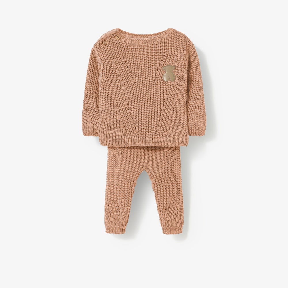 Pink knitted newborn baby set