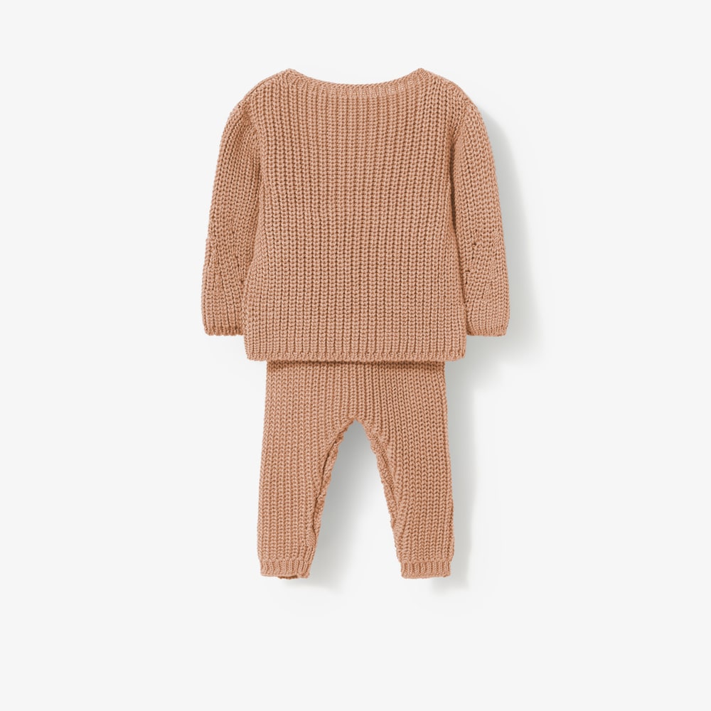 Pink knitted newborn baby set