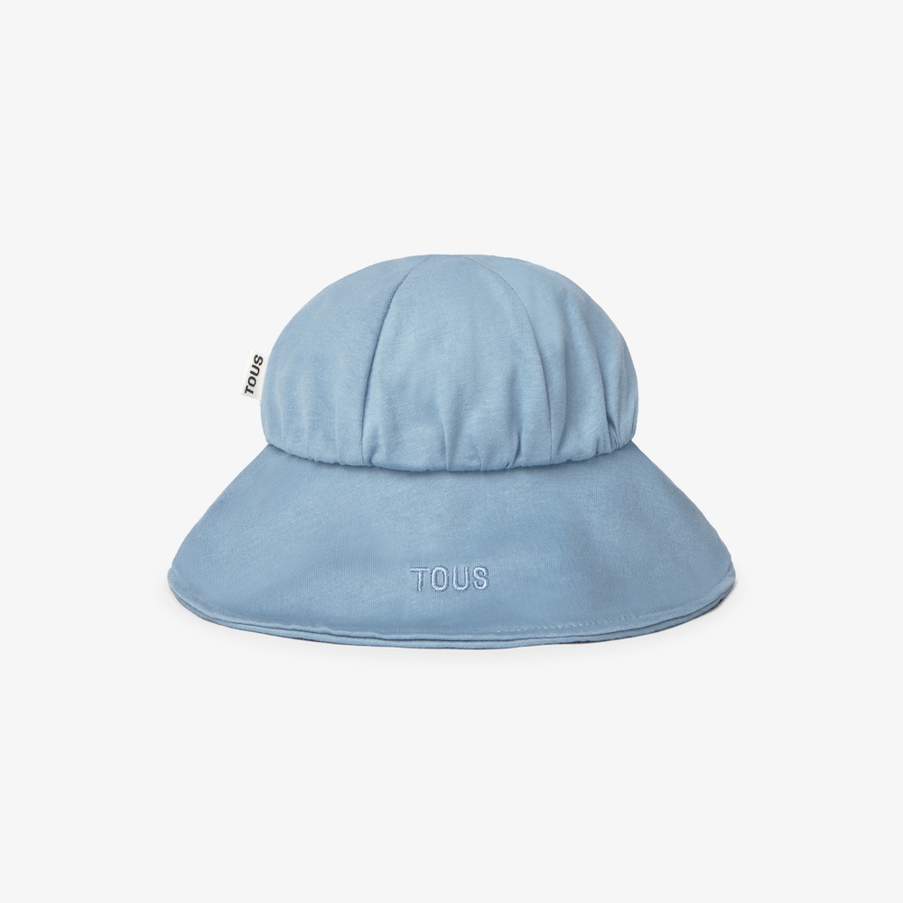 Const blue baby hat