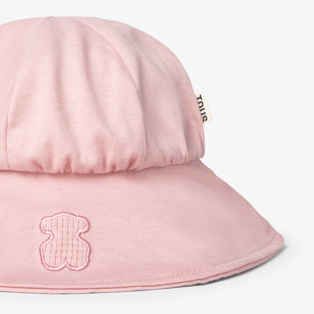 Const pink baby hat