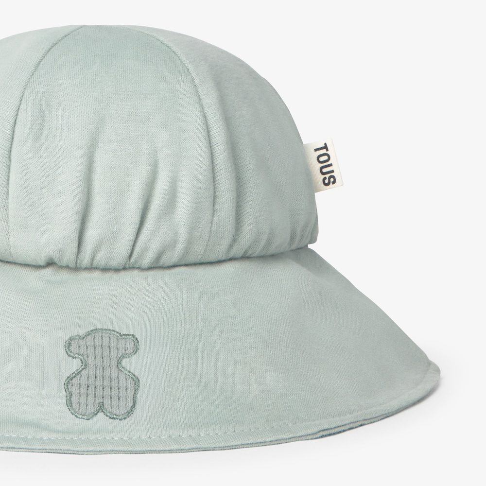 Const green baby hat
