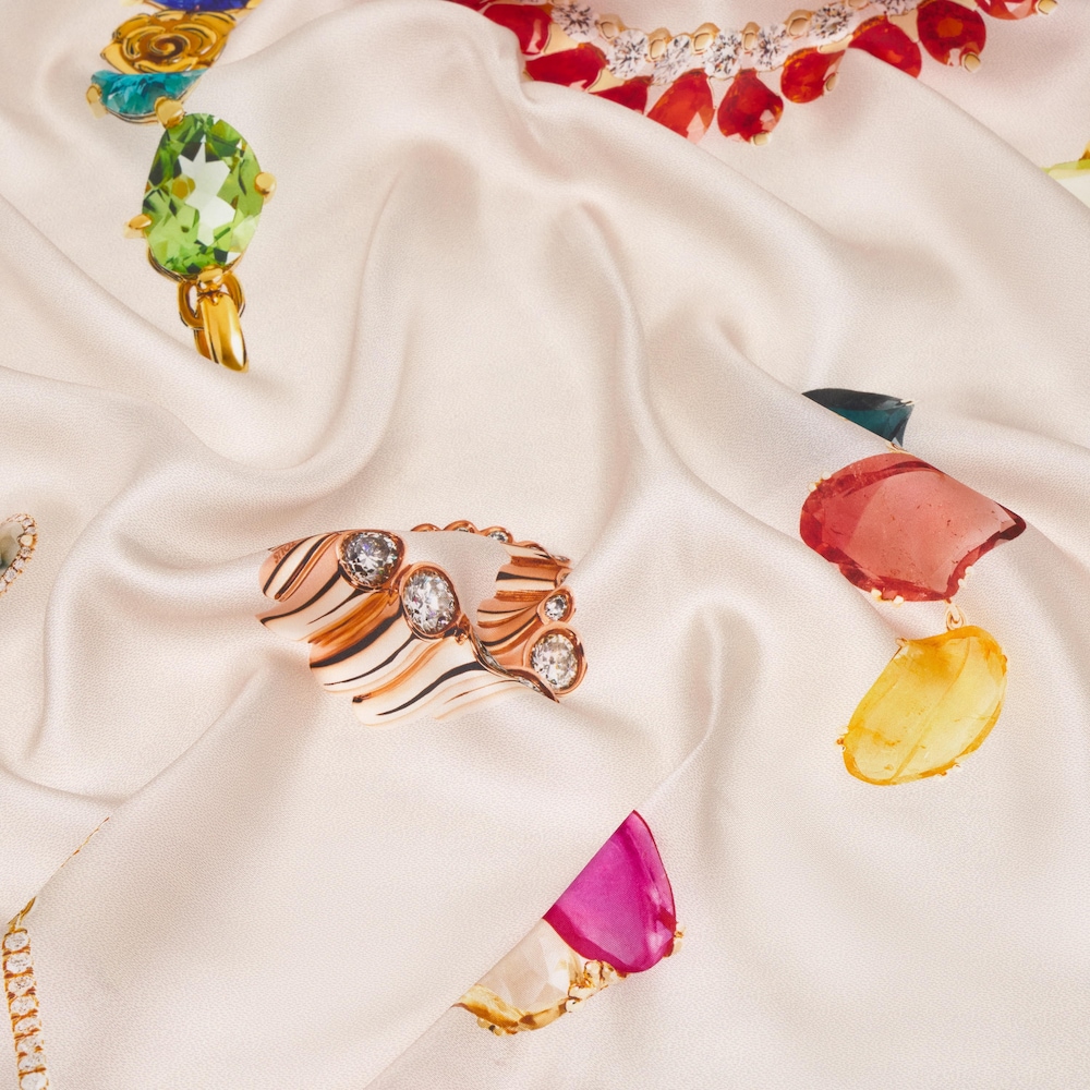 Mocador de seda beix TOUS Icon Jewels