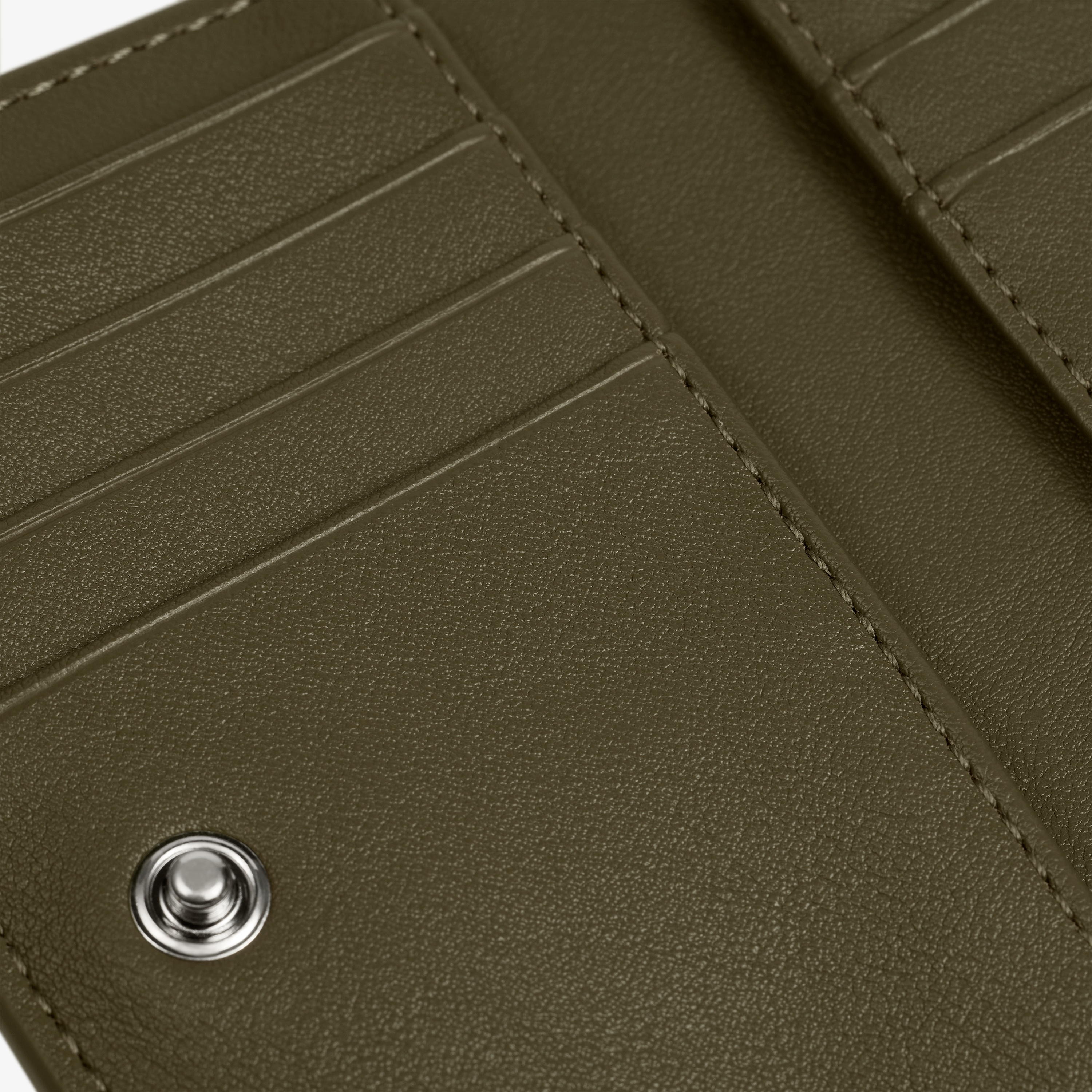 Small olive green Wallet TOUS Essential