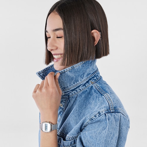 Montre num&eacute;rique D-Logo en acier