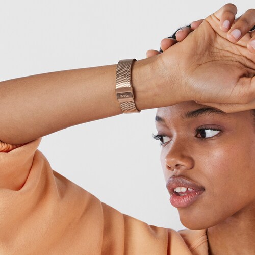 Montre num&eacute;rique D-Logo en acier IP ros&eacute;