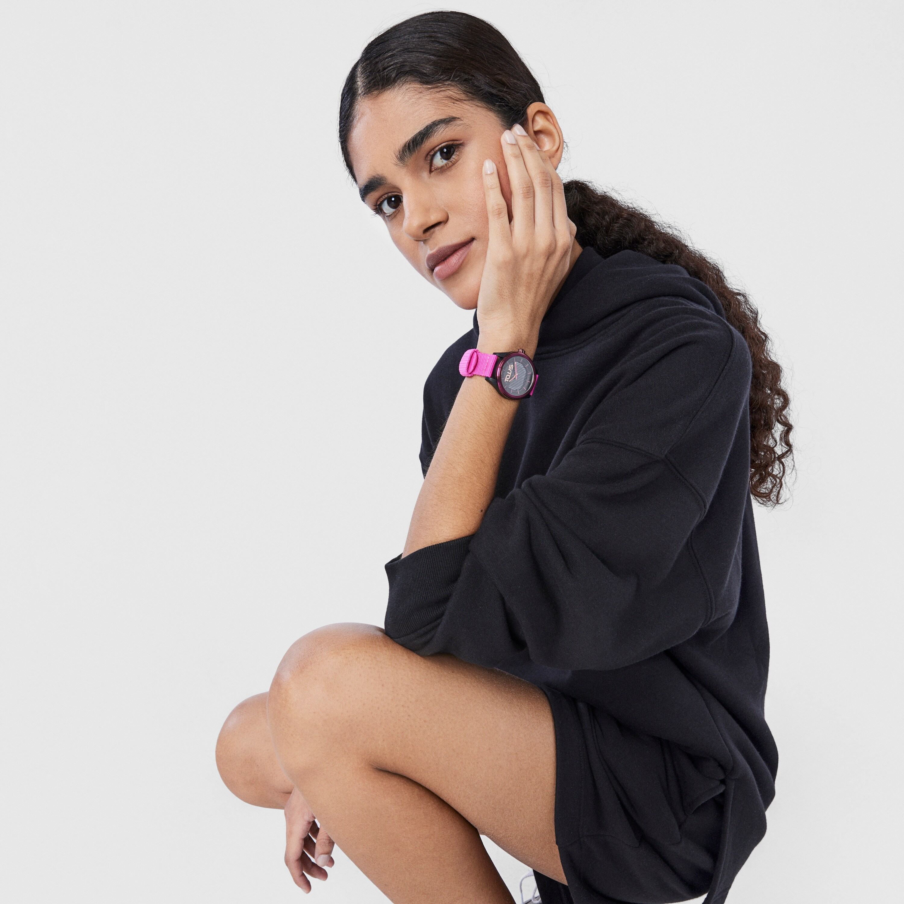 Fuchsia solar-powered and sustainable Vibrant Sun Watch