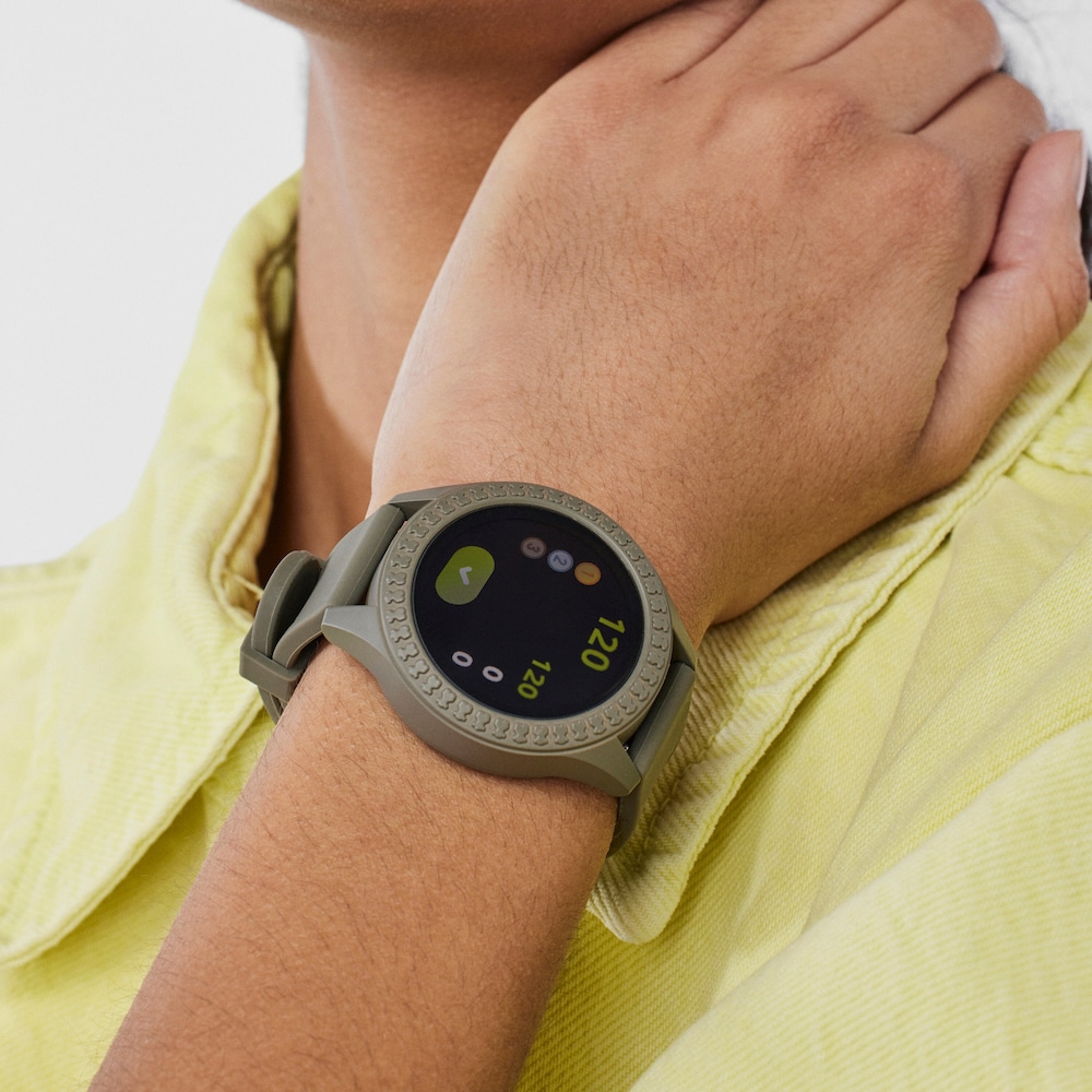 Smarteen Connect Watch with green silicone strap