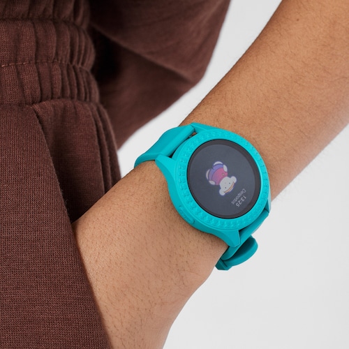 Smarteen Connect Watch with green silicone strap