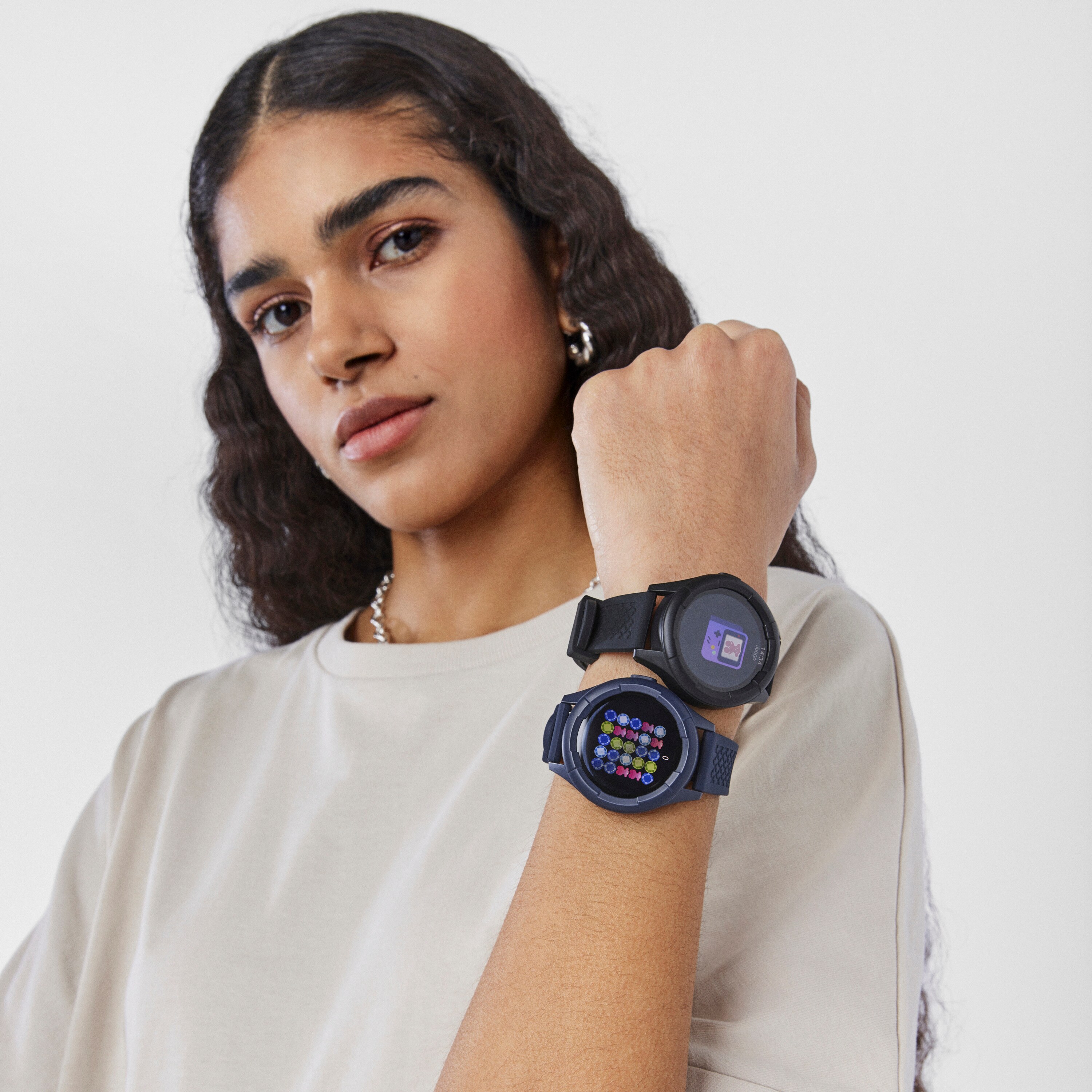 Smarteen Connect Sport Watch with black silicone strap