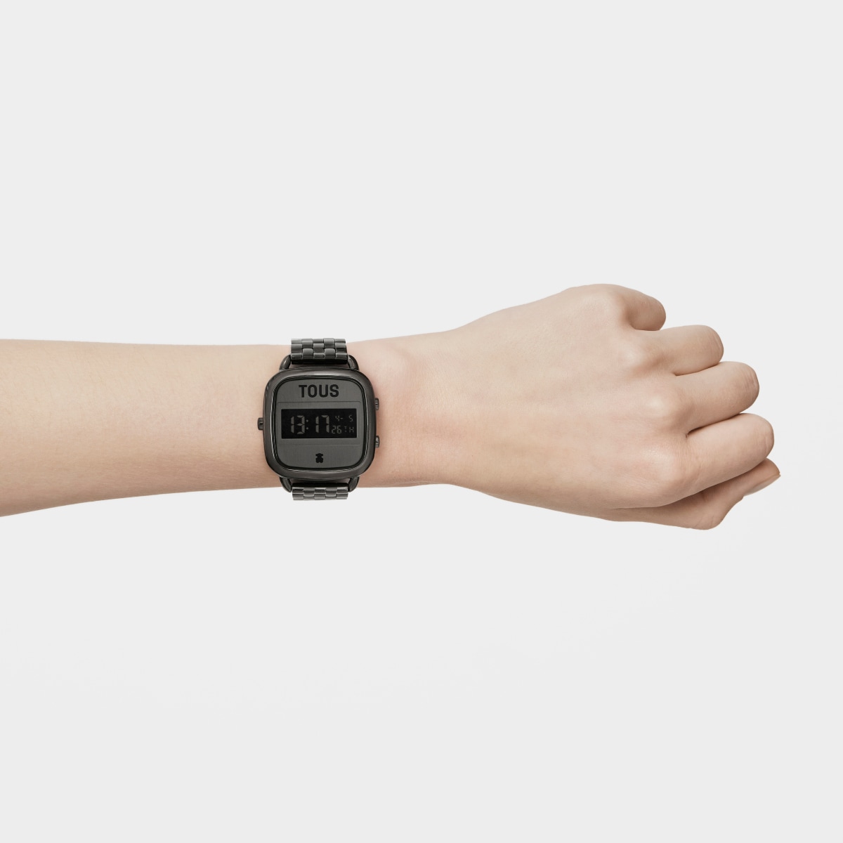Reloj digital con brazalete de acero IP negro D-Logo