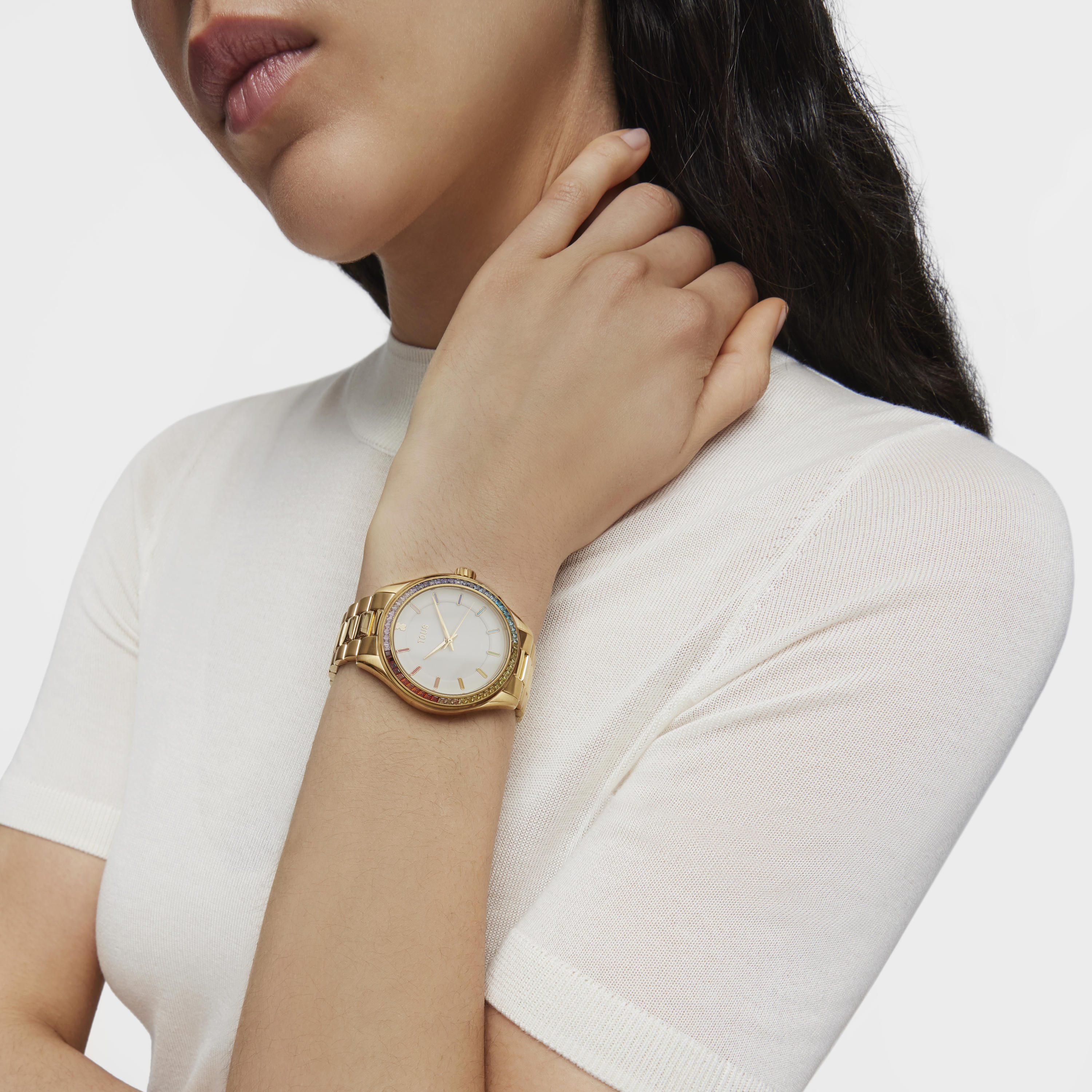 Reloj analógico con brazalete de acero IP dorado T-Shine