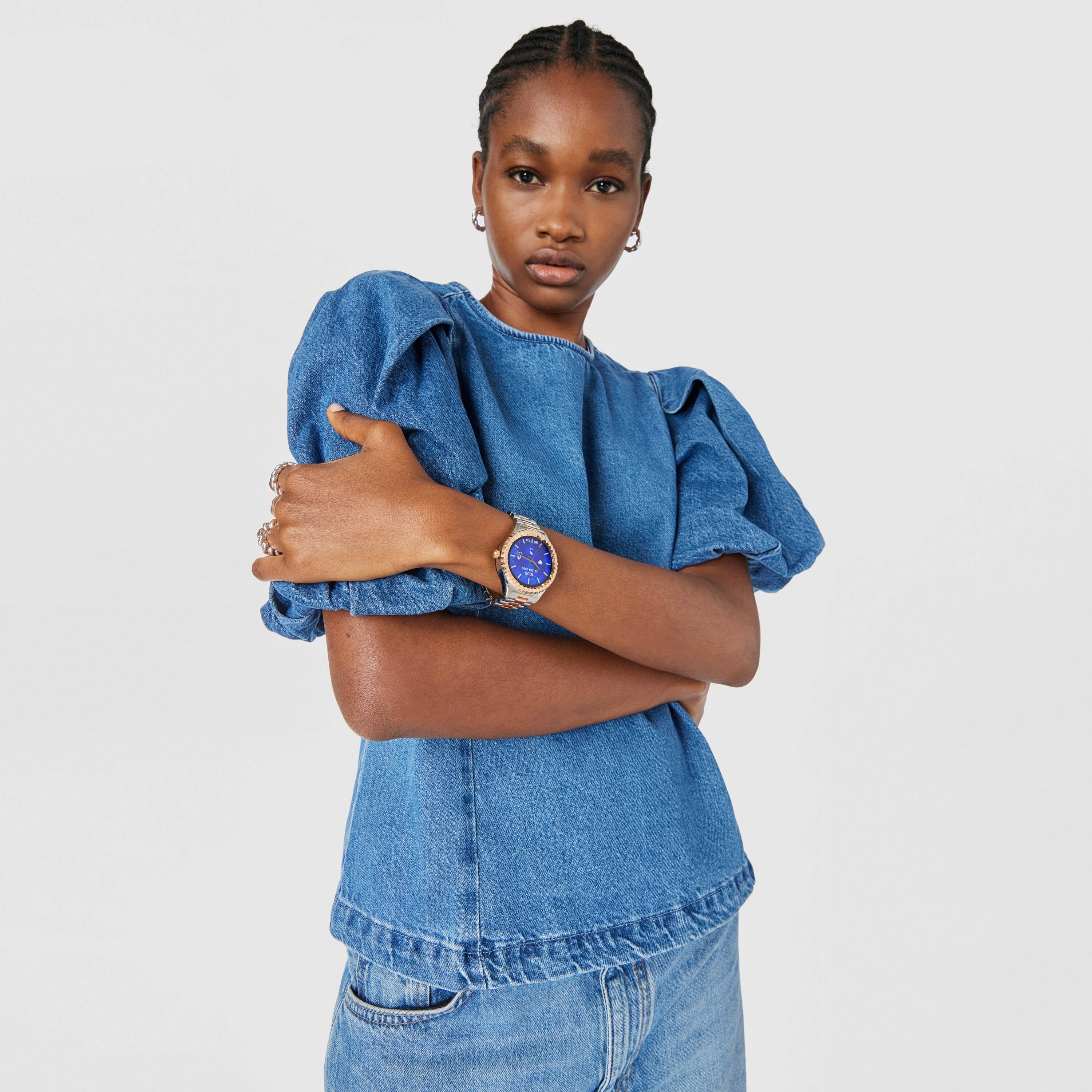 T-Bear Connect Smartwatch with steel and pink-colored IP steel wristband