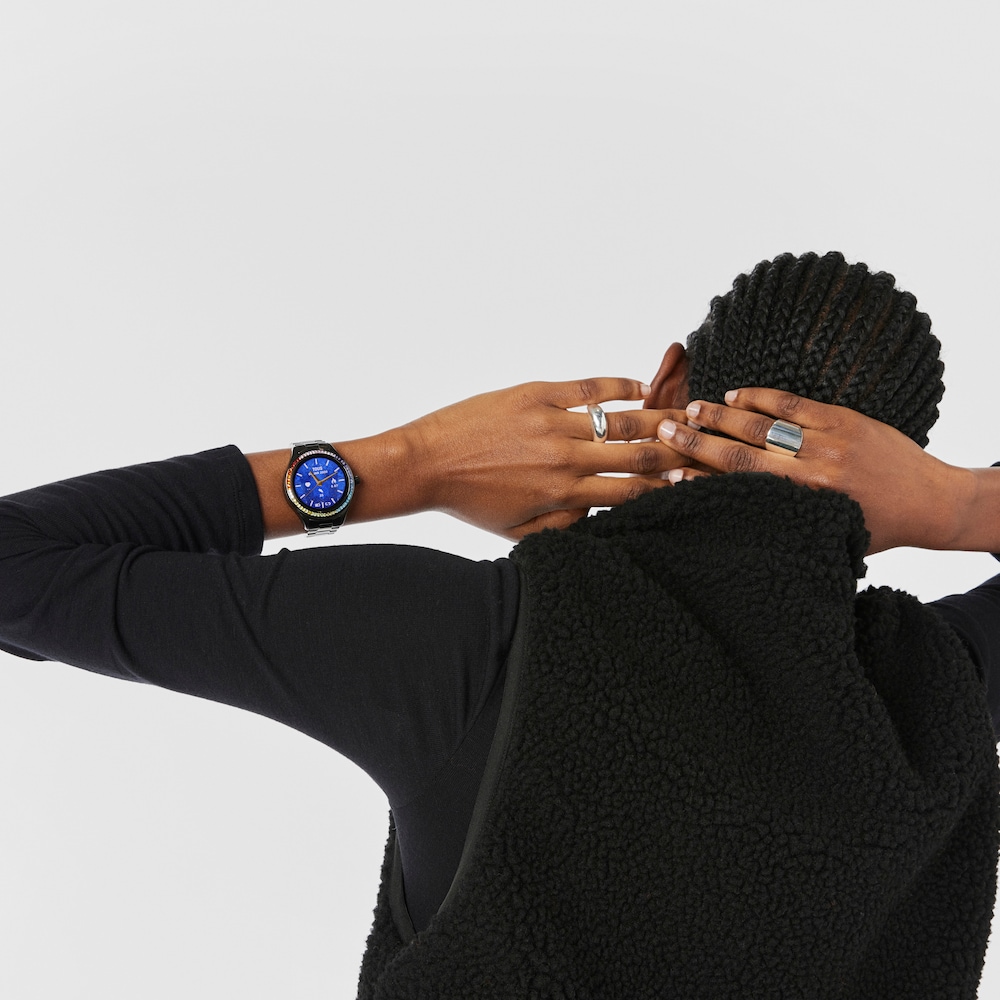 Smartwatch T-Shine Connect z paskiem z czarnej stali IP z tęczowymi cyrkoniami