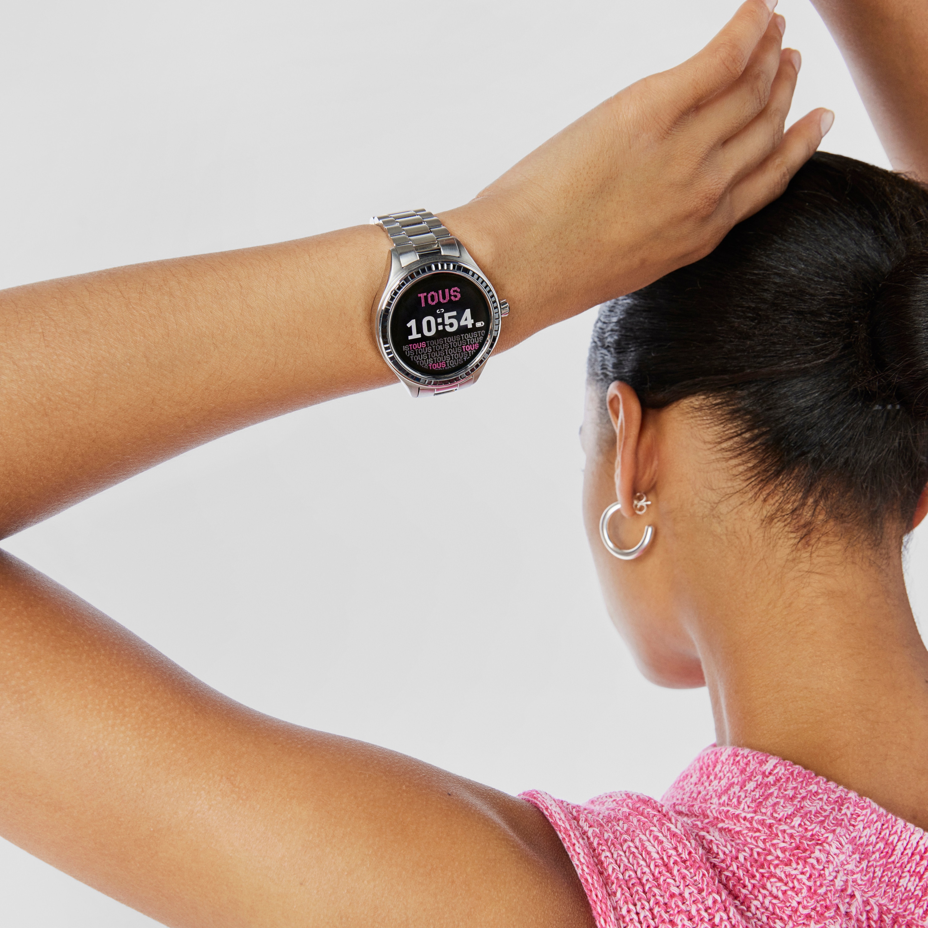 Reloj smartwatch con brazalete de acero y zirconias negras T-Shine Connect