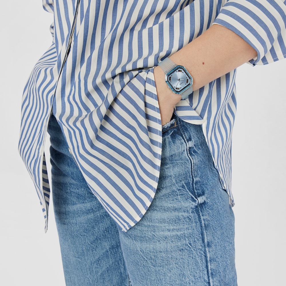 Reloj anal&oacute;gico celeste de acero con zirconitas Gleam Fresh