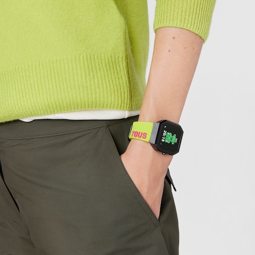 Smartwatch with nylon strap and green silicone strap B-Connect