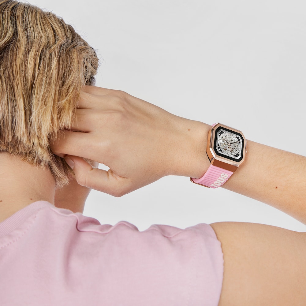 Smartwatch with nylon strap and pink silicone strap B-Connect