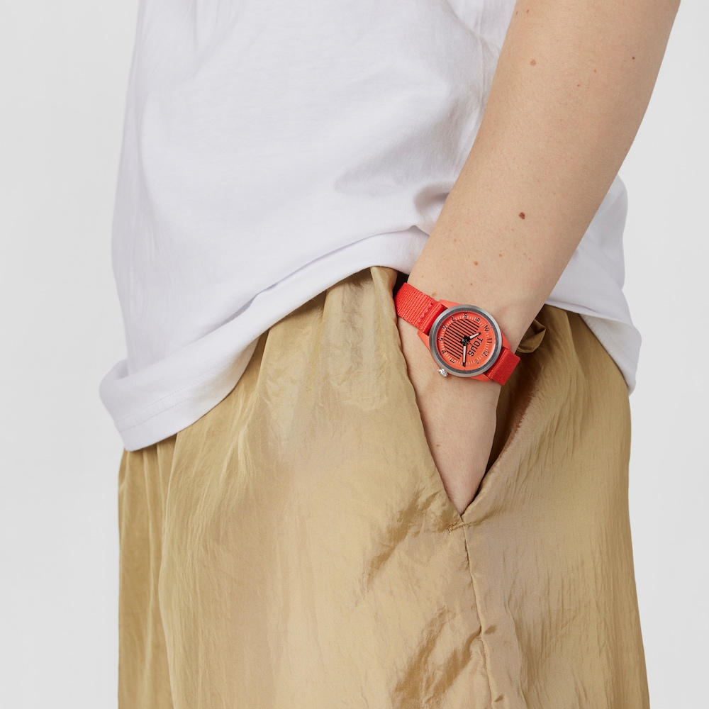 Czerwony analogowy zegarek Vibrant Sun