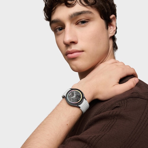 Reloj smartwatch Samsung Galaxy Watch 5 X TOUS de Aluminio IP gris con correa de silicona gris