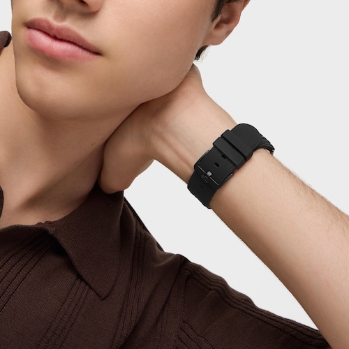 Reloj smartwatch Samsung Galaxy Watch 5 Pro X TOUS de Titanio negro con correa de silicona negra