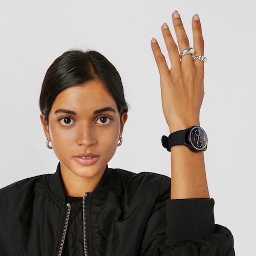 Relógio Samsung Galaxy Watch 5 X TOUS smartwatch em alumínio cinzento com banda de silicone cinzenta
