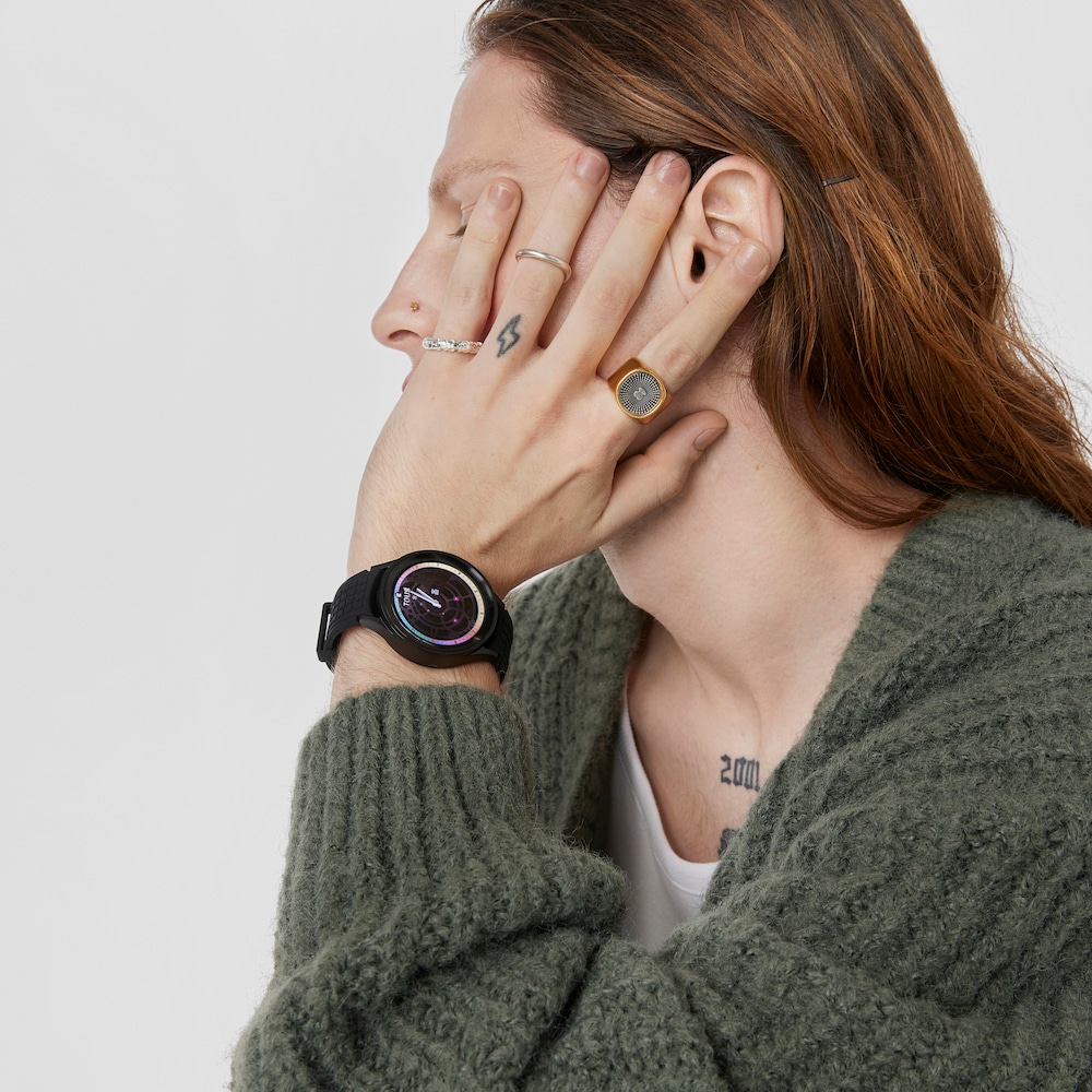 Samsung Galaxy Watch 5 Pro X TOUS smartwatch in grey Titanium with black silicone band