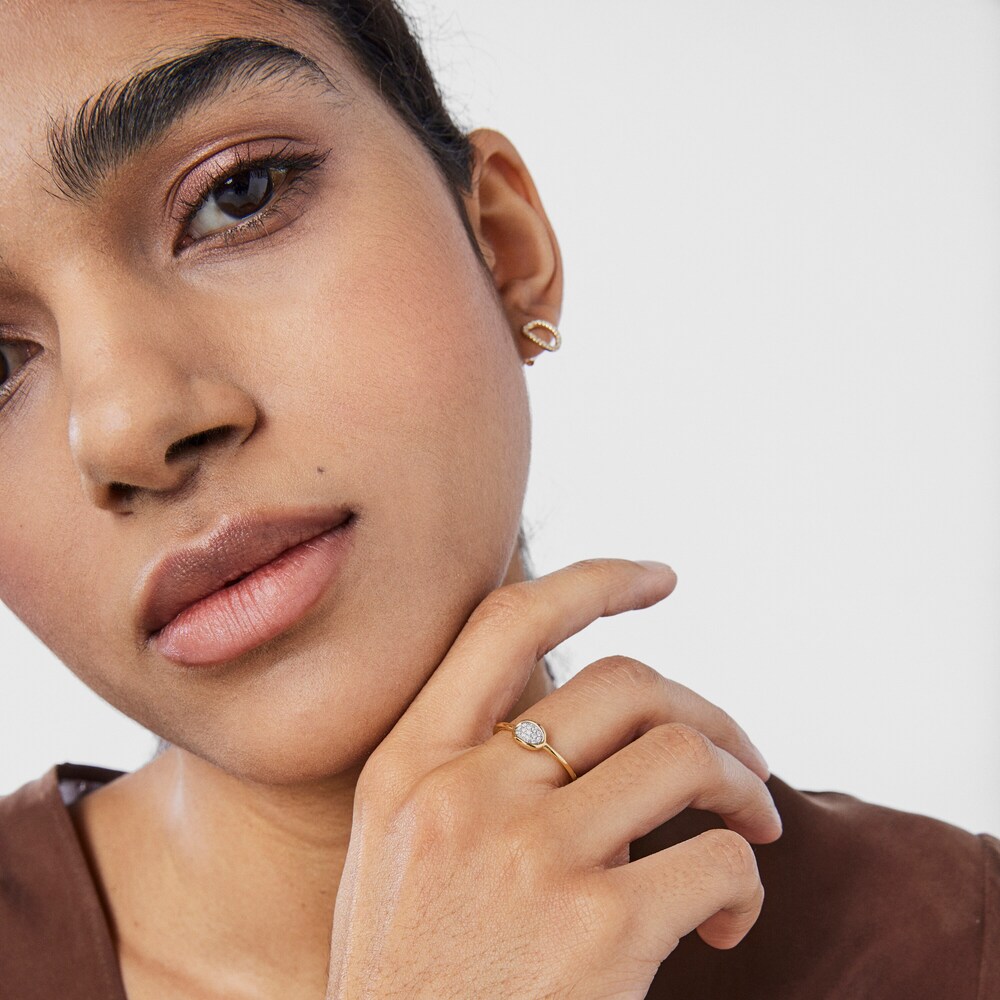 Anillo de oro con c&iacute;rculo de diamantes TOUS Hav