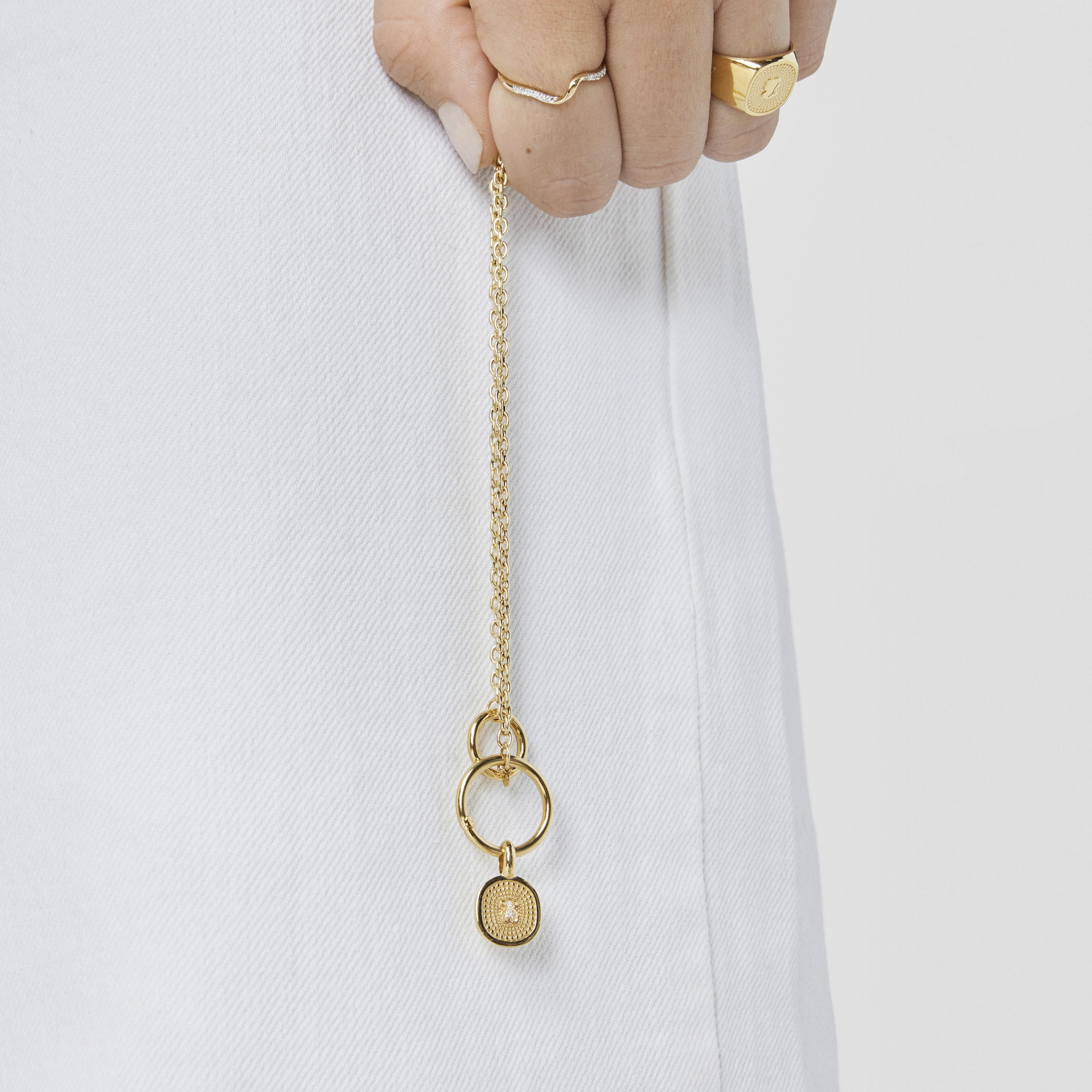 18K solid gold Oursin Pendant with 0.01ct diamonds