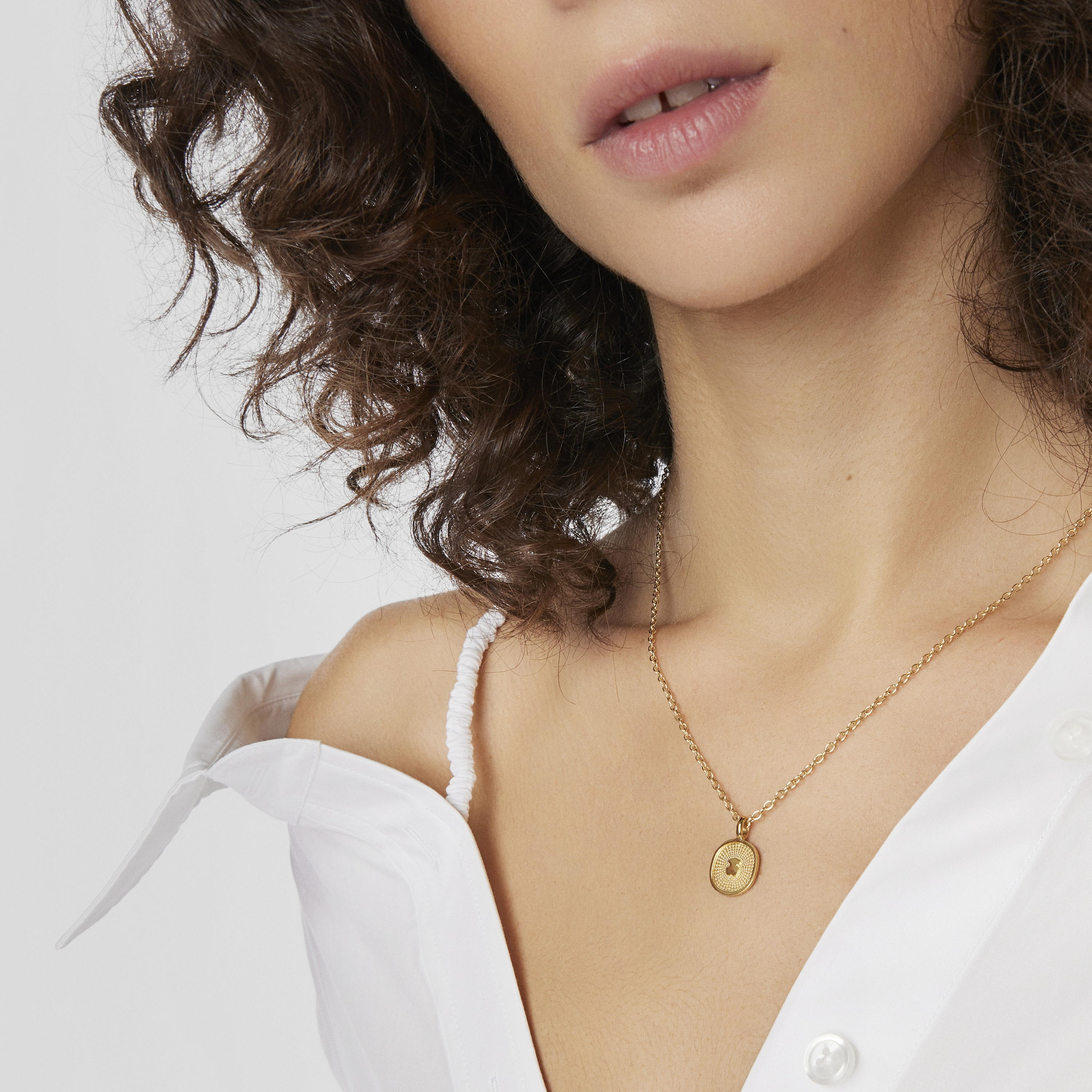 18K solid gold Oursin Pendant