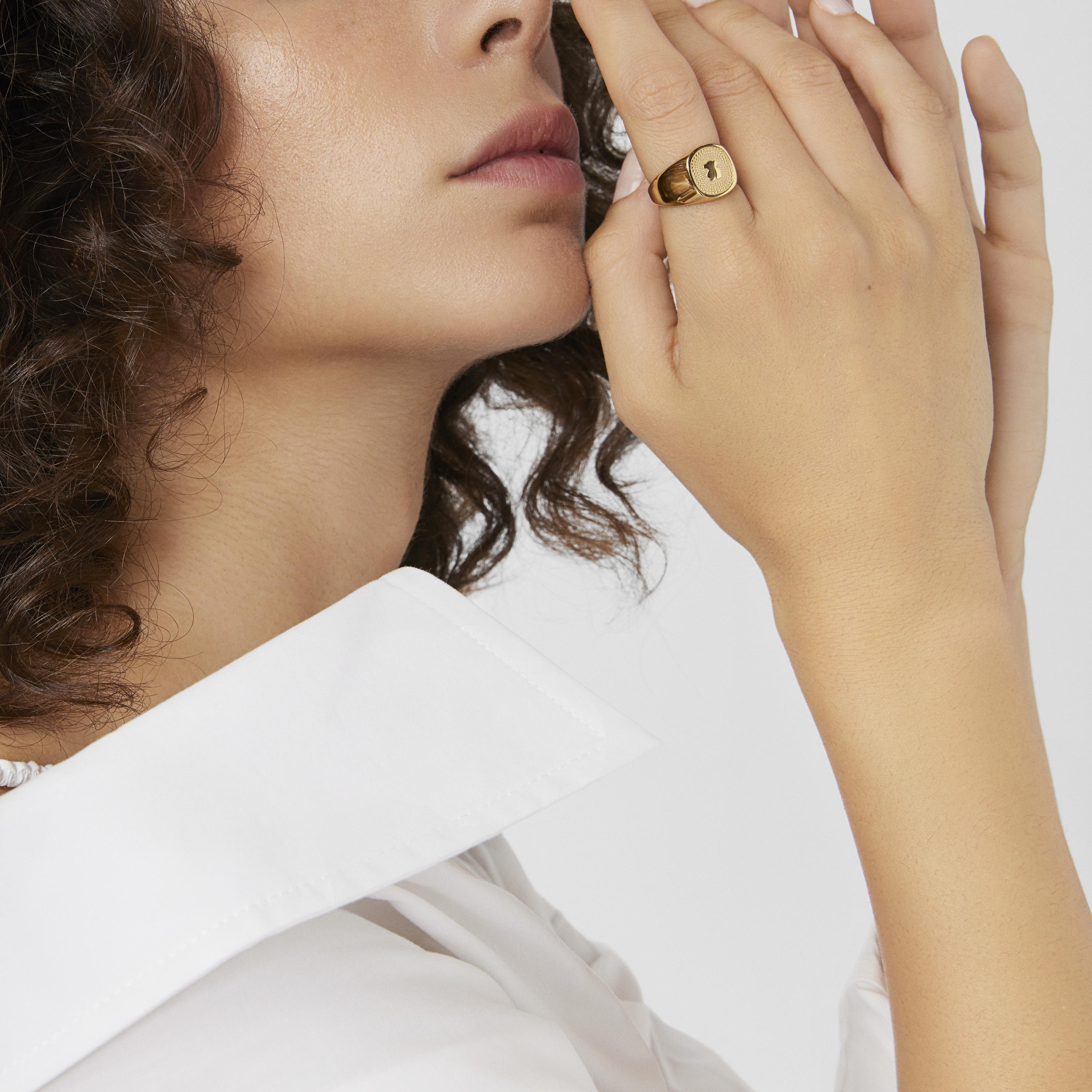 Gold Oursin Signet ring