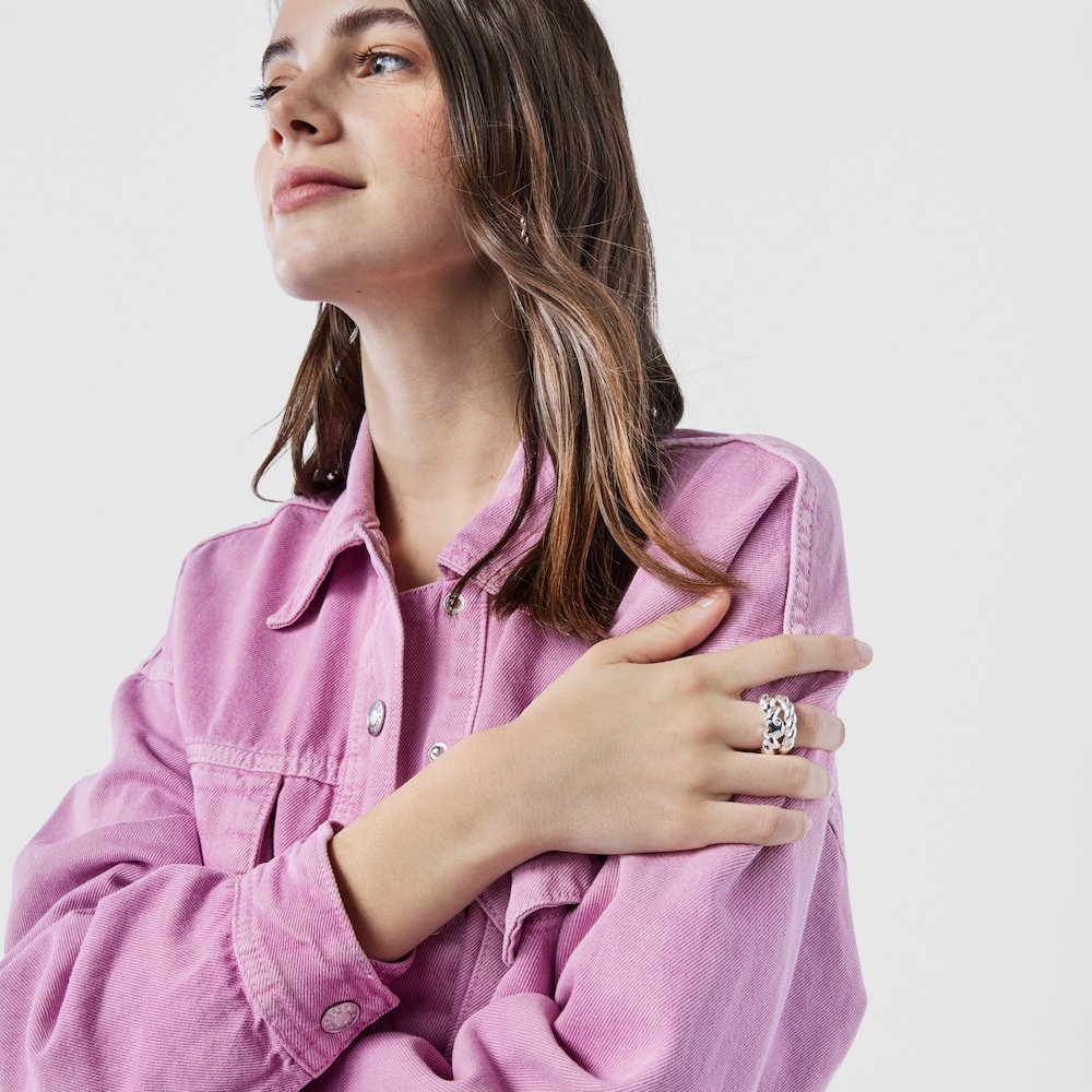 Twisted braided silver ring bear motif