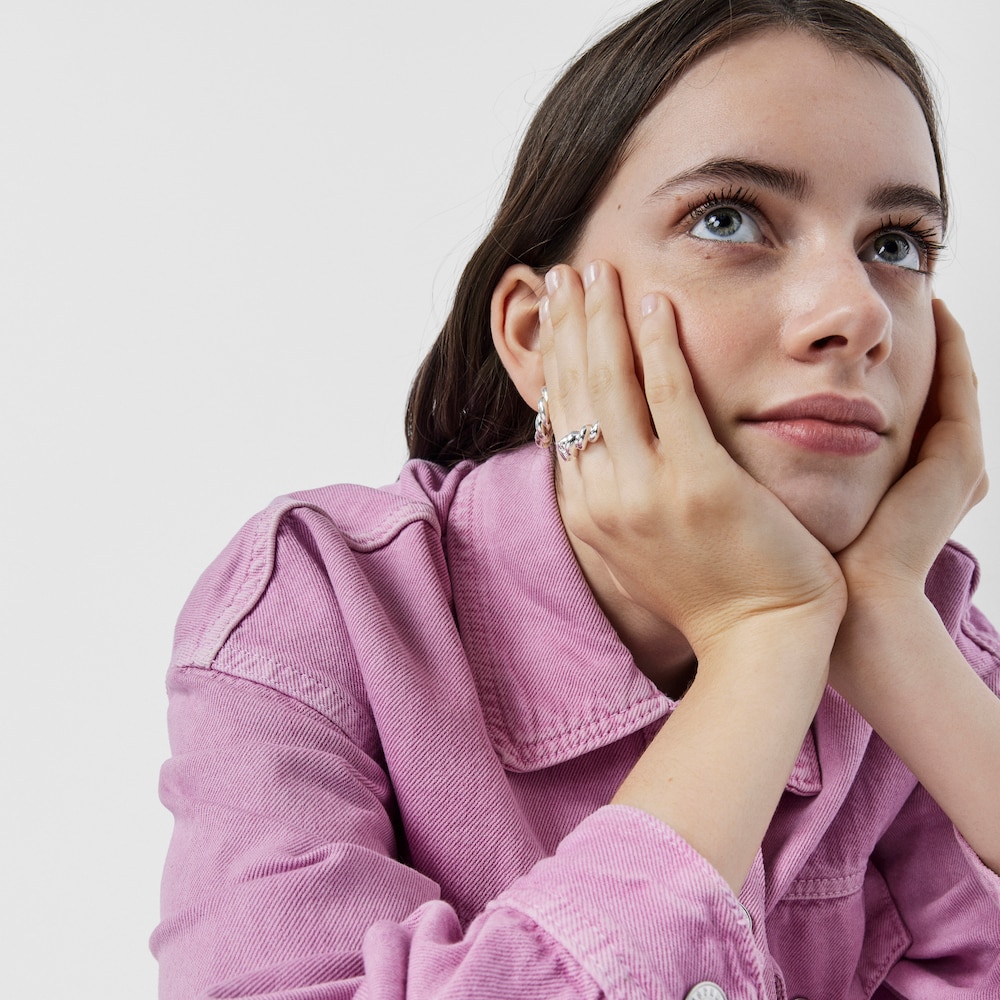 Twisted braided silver ring bear motif