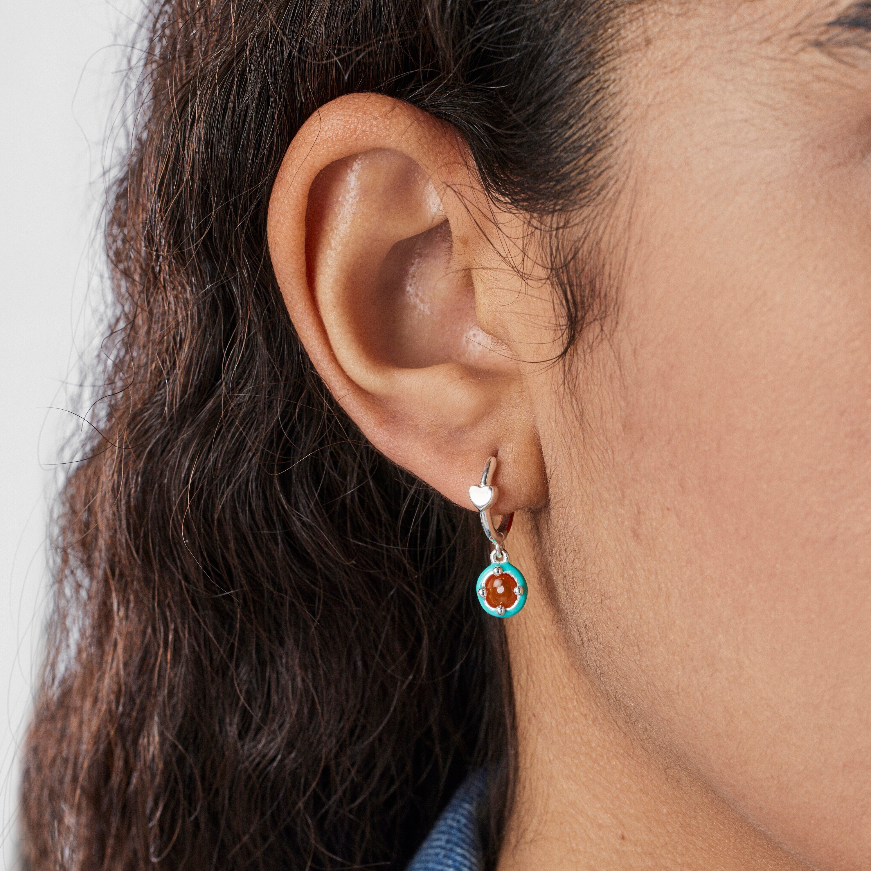 Silver TOUS Vibrant Colors Hoop earring with carnelian and enamel
