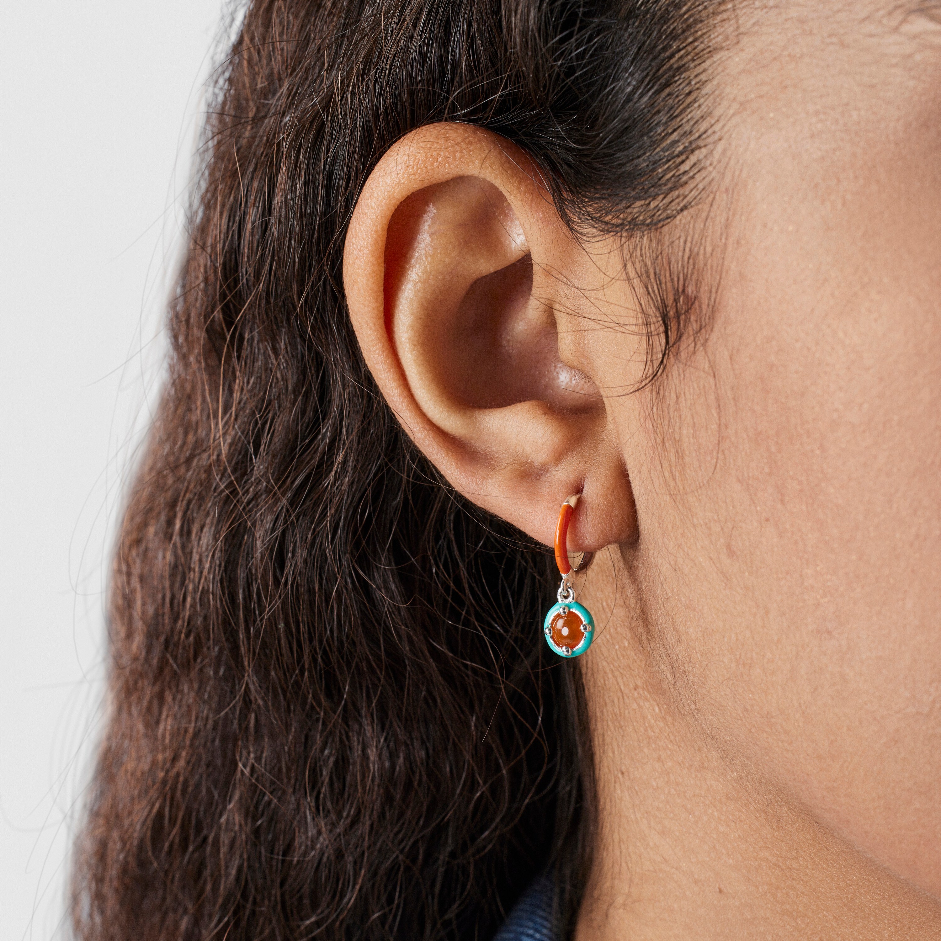 Silver TOUS Vibrant Colors Hoop earring with carnelian and enamel