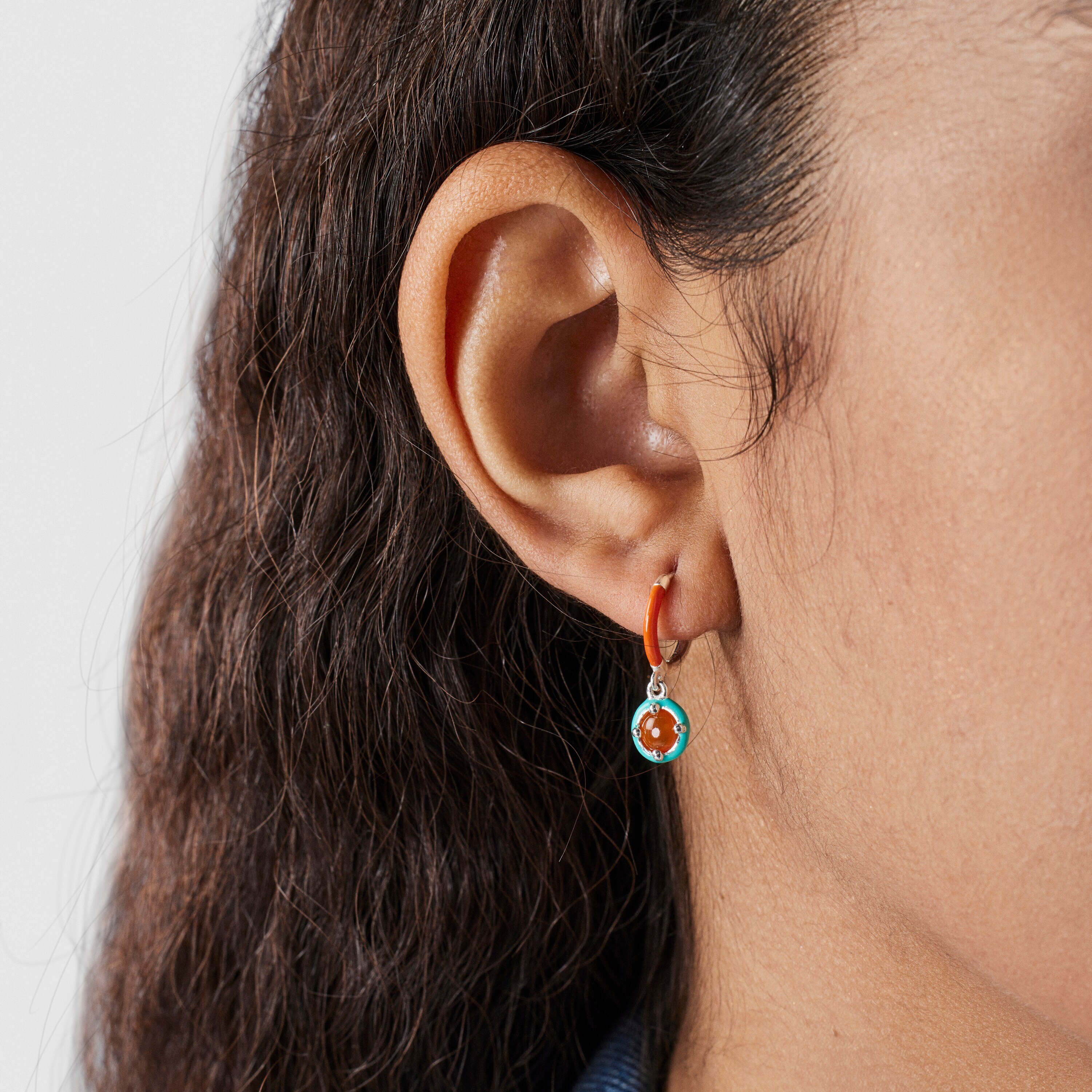 Silver TOUS Vibrant Colors Hoop earring with carnelian and enamel