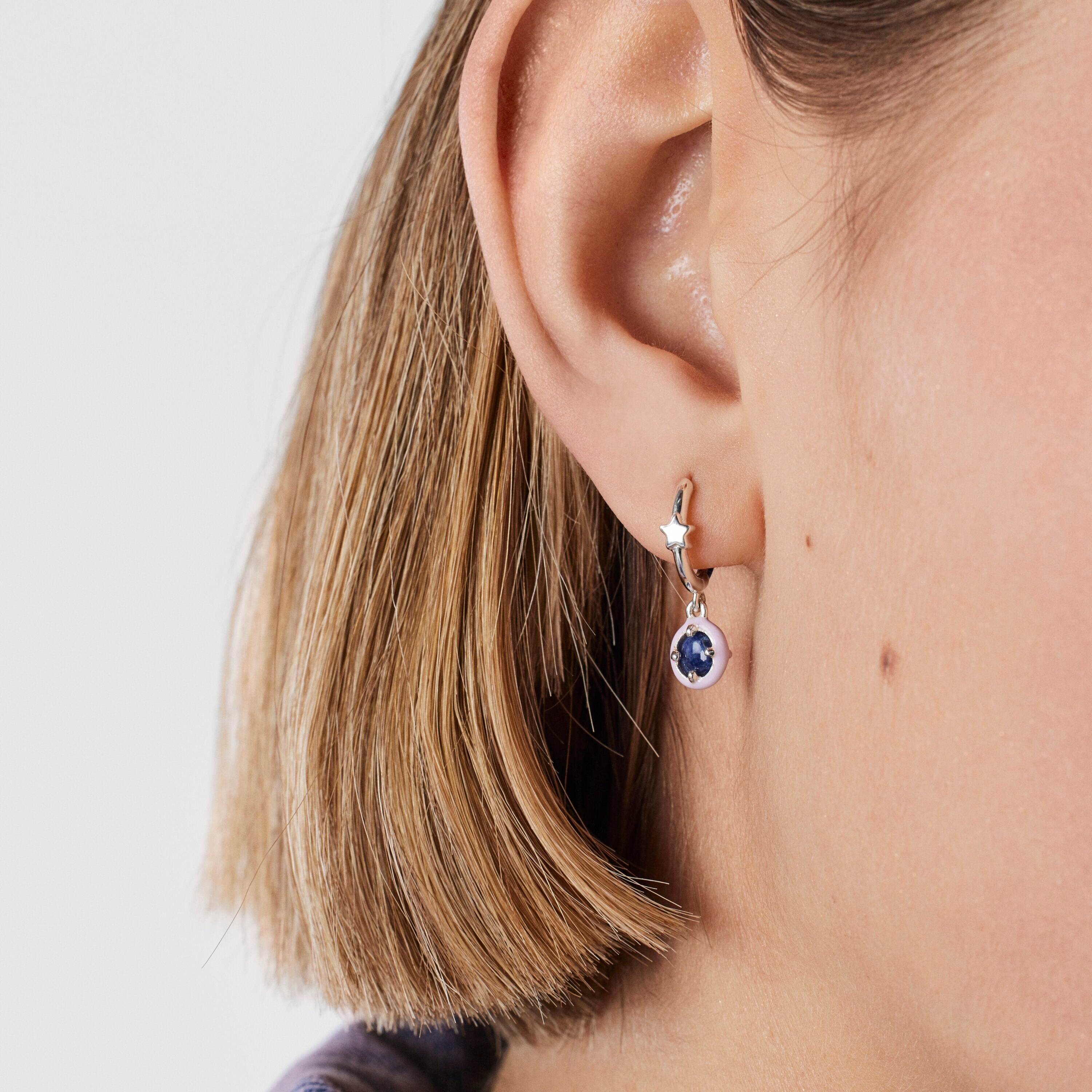Silver TOUS Vibrant Colors Hoop earring with sodalite and enamel