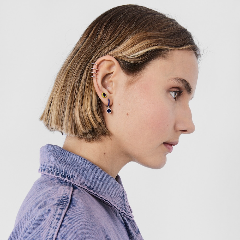 Kolczyk obręcz TOUS Vibrant Colors wykonany ze srebra z sodalitem, pokryty lakierem