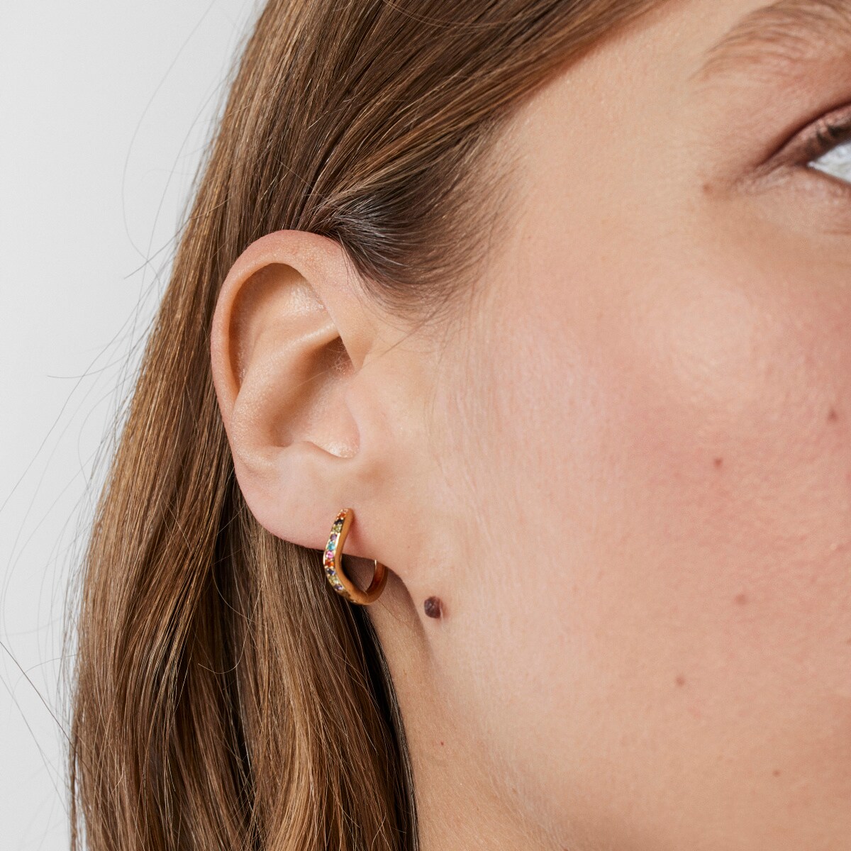 Pendientes aro con baño de oro 18 kt sobre plata y gemas TOUS Vibrant Colors