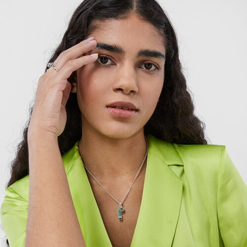 Wisiorek TOUS Vibrant Colors wykonany ze srebra z karneolem, pokryty niebieskim lakierem