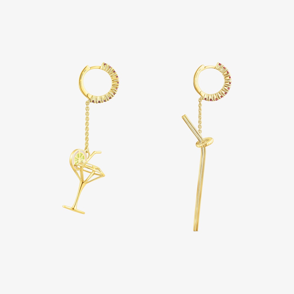 Pendientes largos con ba&ntilde;o de oro 18 kt sobre plata y rodolitas TOUS Beach Cup