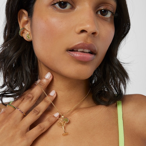 Dije con baño de oro 18 kt sobre plata 3D y esmaltado 33 mm TOUS Beach Cup