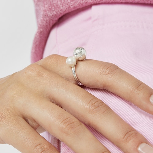 Silver St Tropez Disco bear ball Open ring with cultured pearl