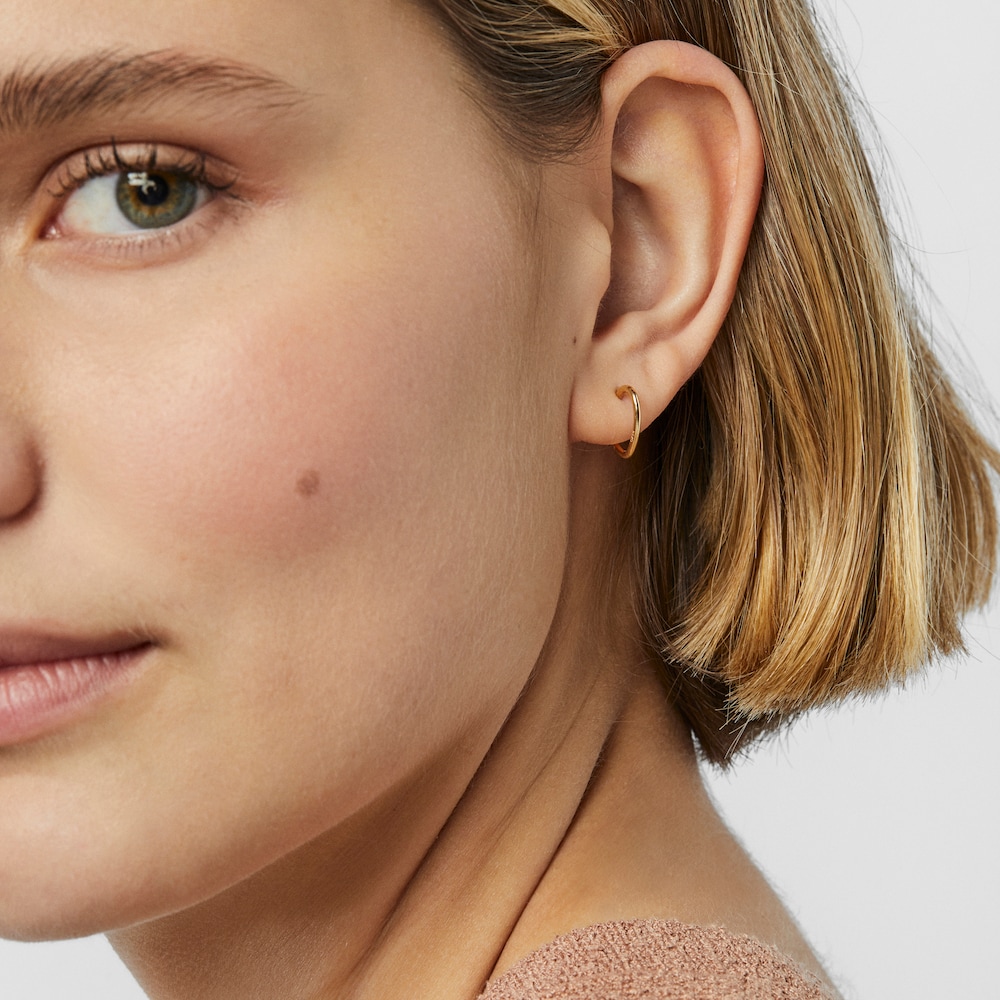 18K Solid Gold TOUS Basics 1/2 Earring with heart motif