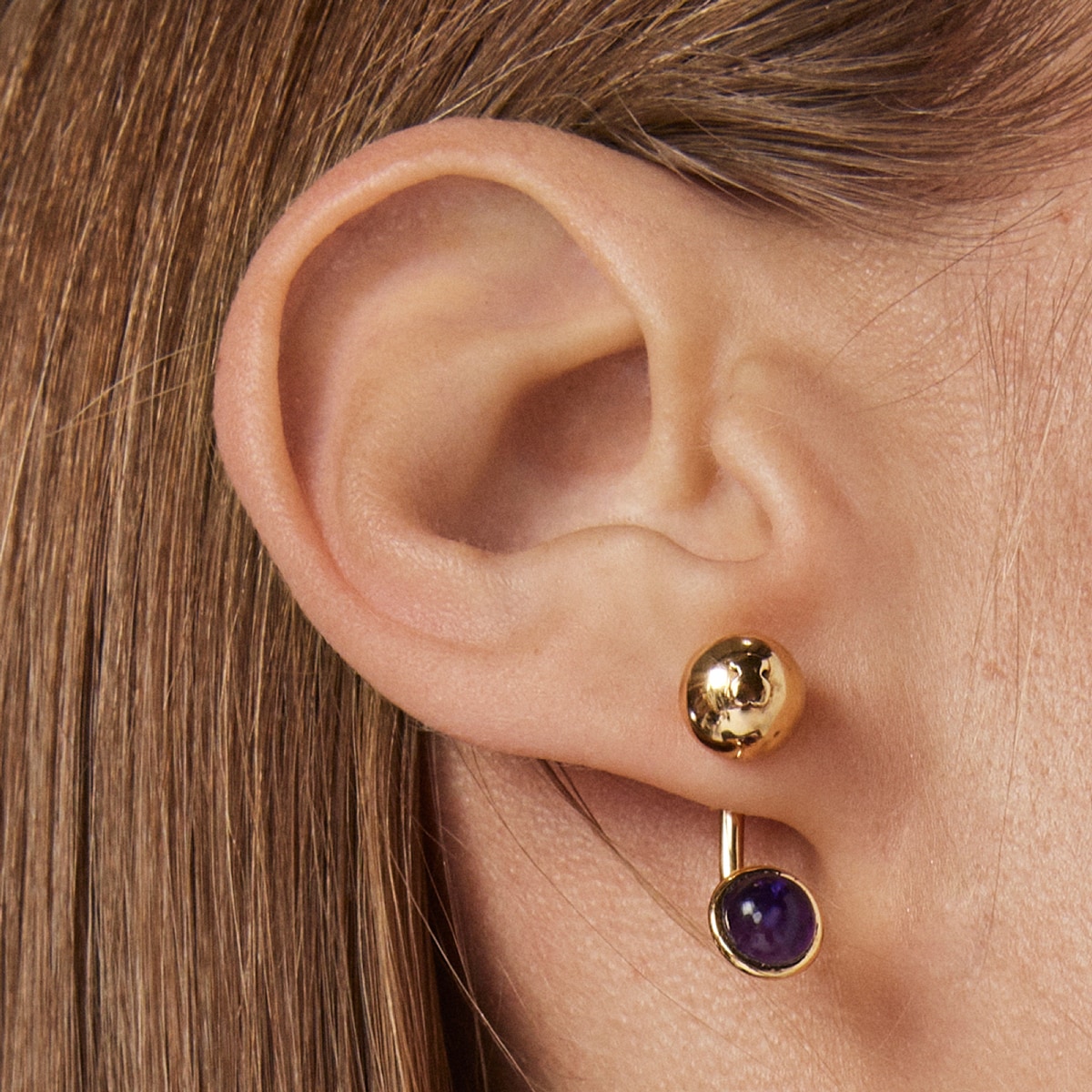 Pendientes con baño de oro 18 kt sobre plata y gemas Plump