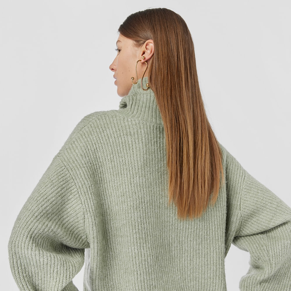 Dlouh&aacute; nep&aacute;rov&aacute; N&aacute;u&scaron;nice Plump z&nbsp;pozlacen&eacute;ho stř&iacute;bra