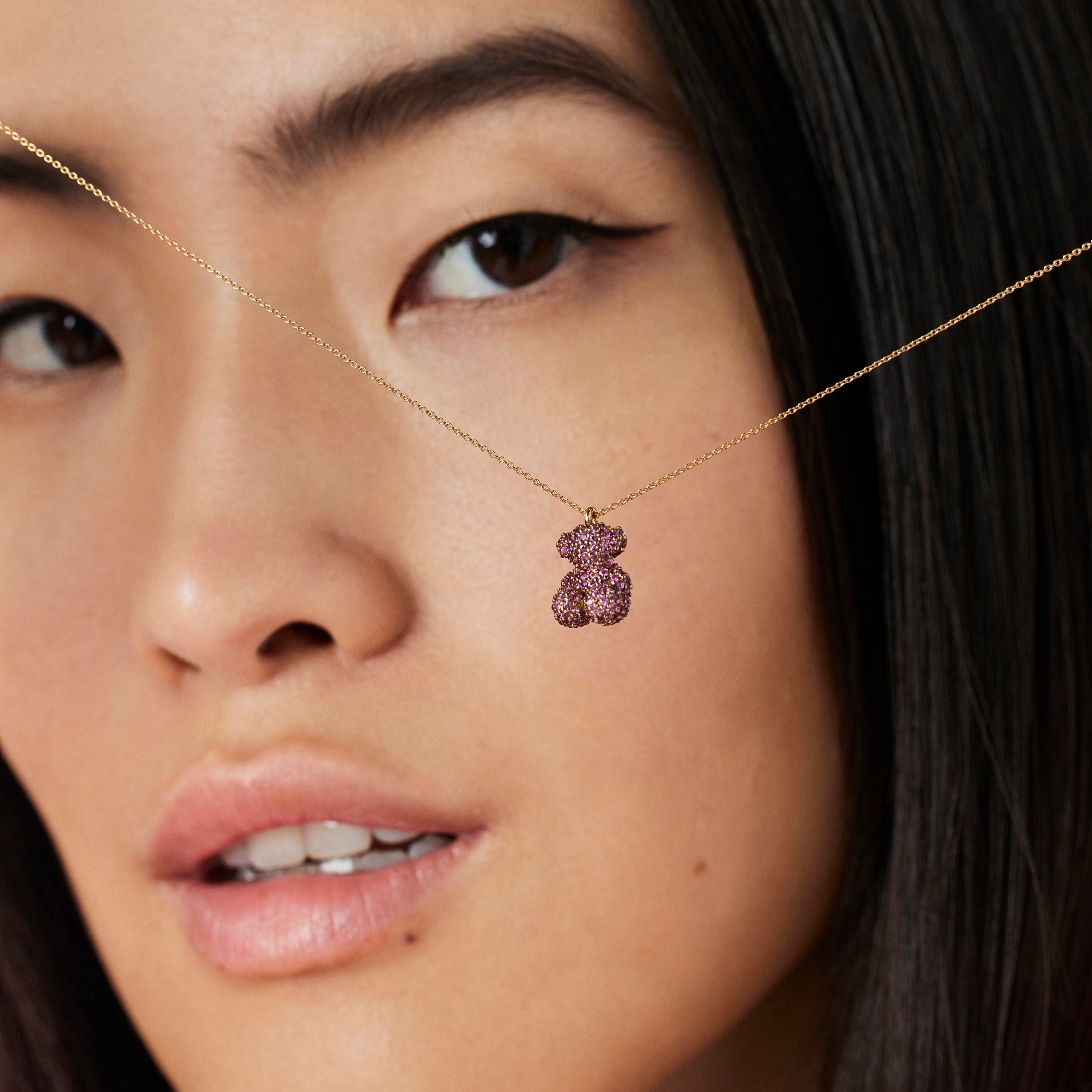 Sapphire and 18K solid gold Bold Bear necklace