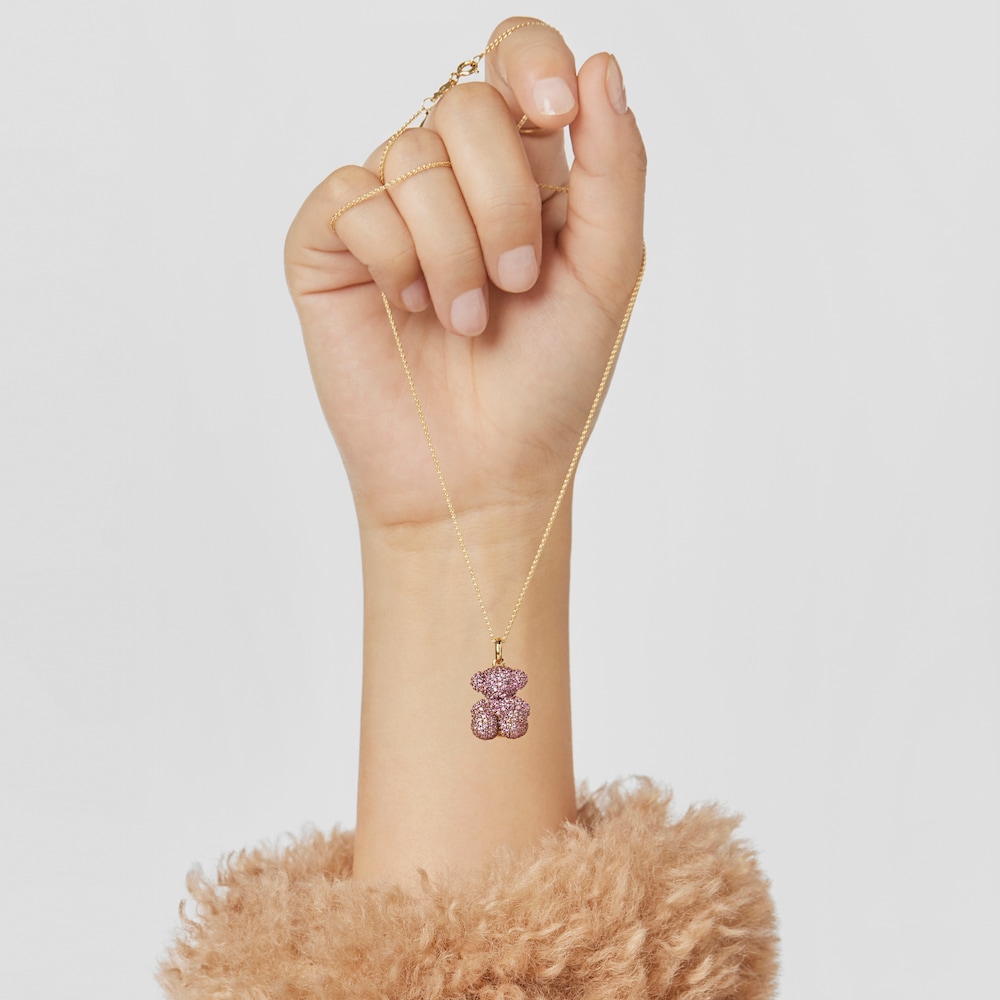 Sapphire and 18K solid gold Bold Bear pendant